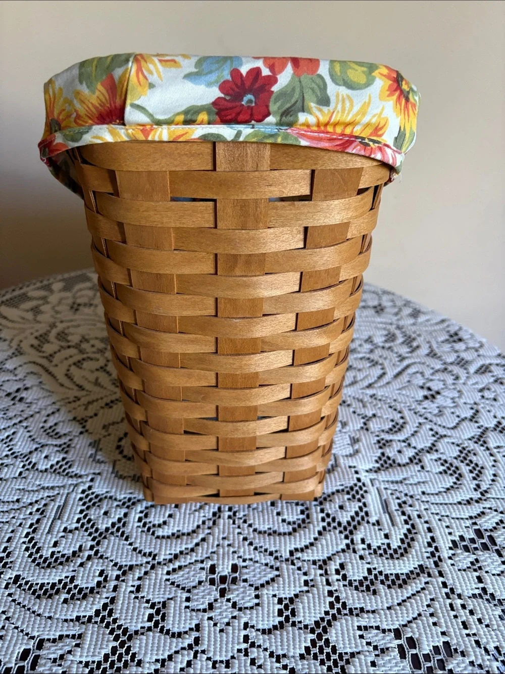 2008 Longaberger Catalog Basket